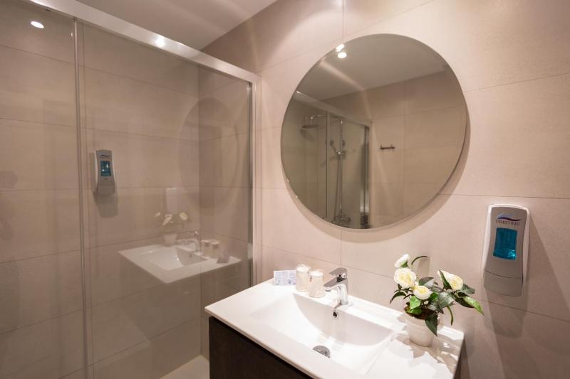 Single Room image 1