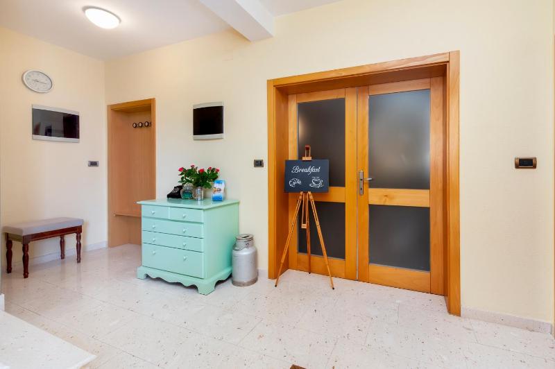 One-Bedroom Apartment with Balcony image 1