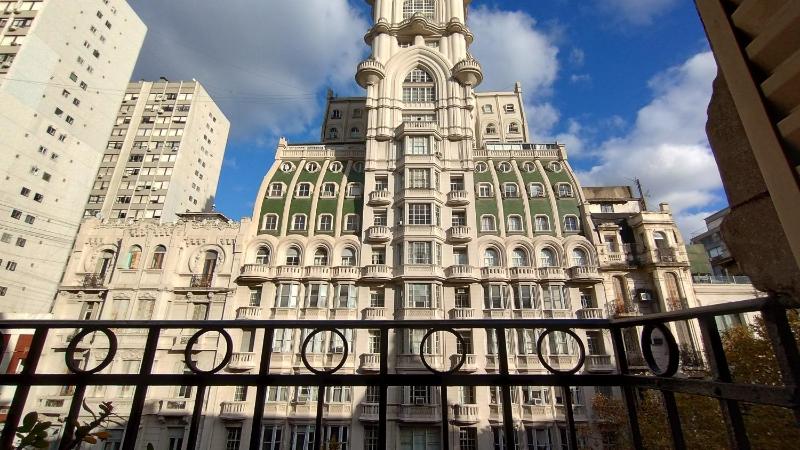 Elegante departamento en el corazón de Buenos Aires - image 11