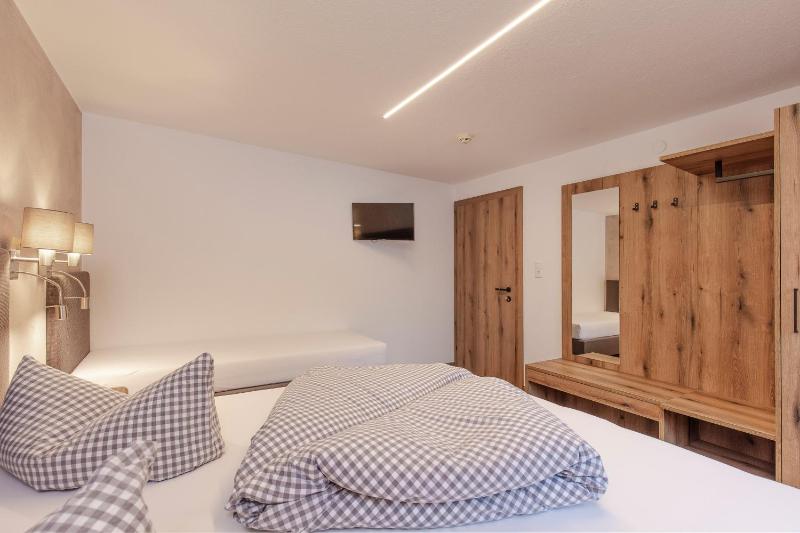 Superior Apartment image 4