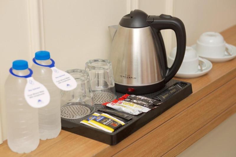 Superior Quadruple Room image 4