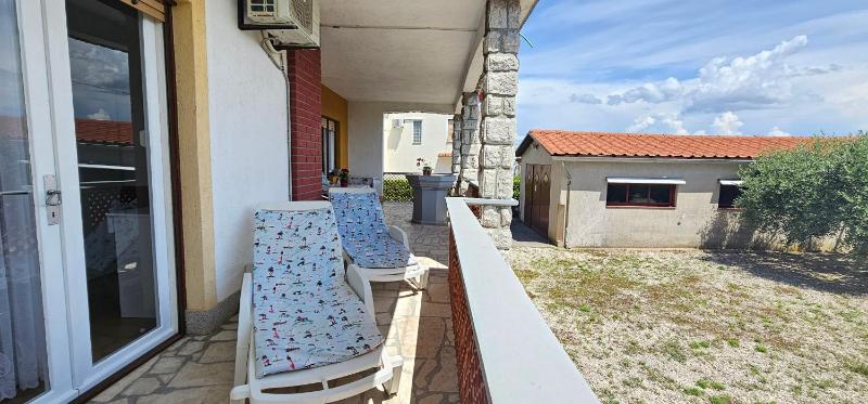 Apartment with Garden View image 4