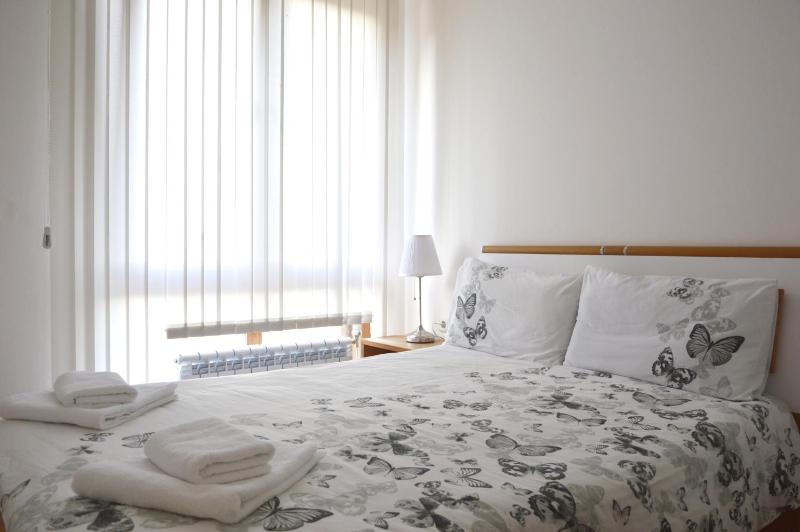 Economy One-Bedroom Apartment image 1