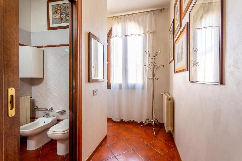 iFlat Campo de' Fiori Panoramic Penthouse - image 11