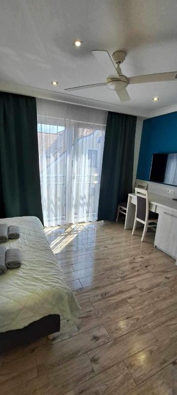 Double or Twin Room image 3