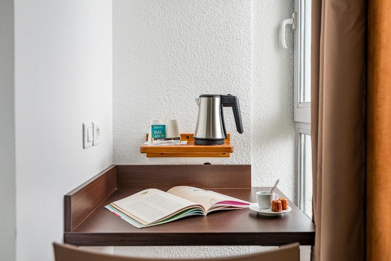Superior Double Room image 3