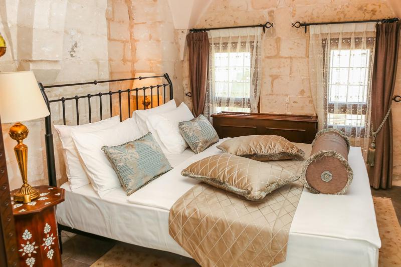 Duplex Room image 1