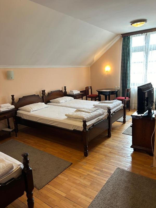 Triple Room image 1