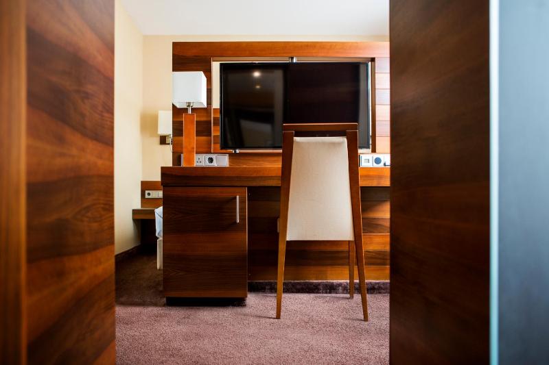 Comfort Double or Twin Room image 4