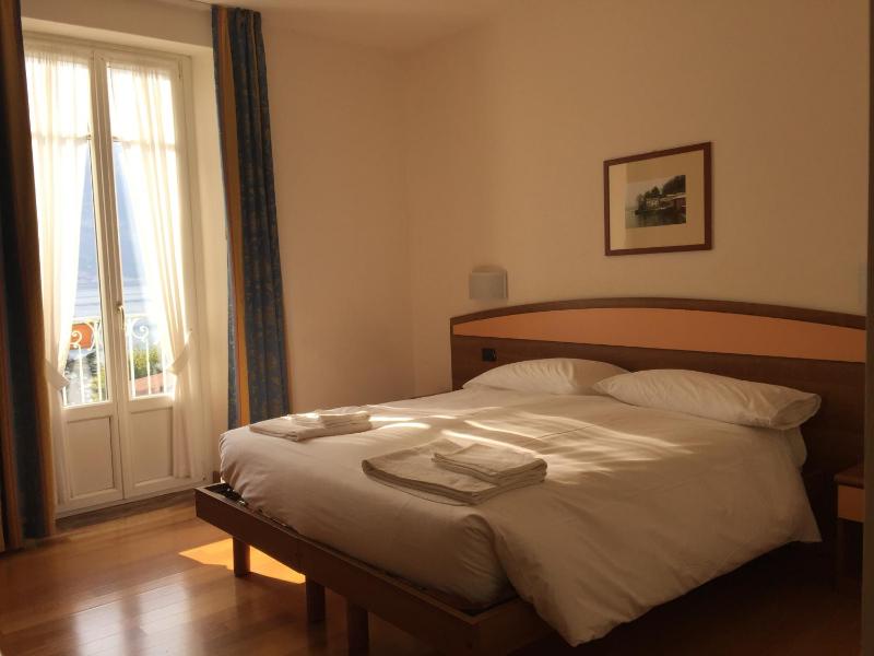Double or Twin Room with Mountain View image 3