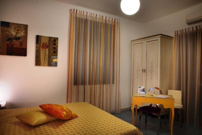 Quadruple Room image 3