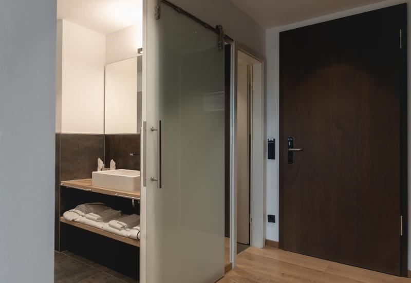 Single Room image 4