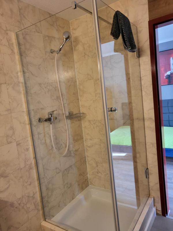Deluxe Double Room with Balcony image 3