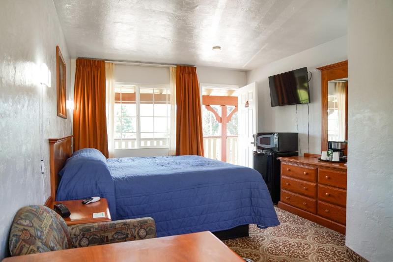 King Room image 2