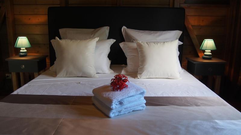 Avocat Three-Bedroom House image 3