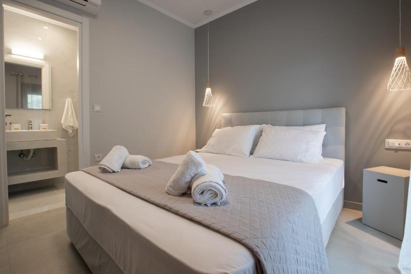 ONAR - LUXURY VILLAS - image 17