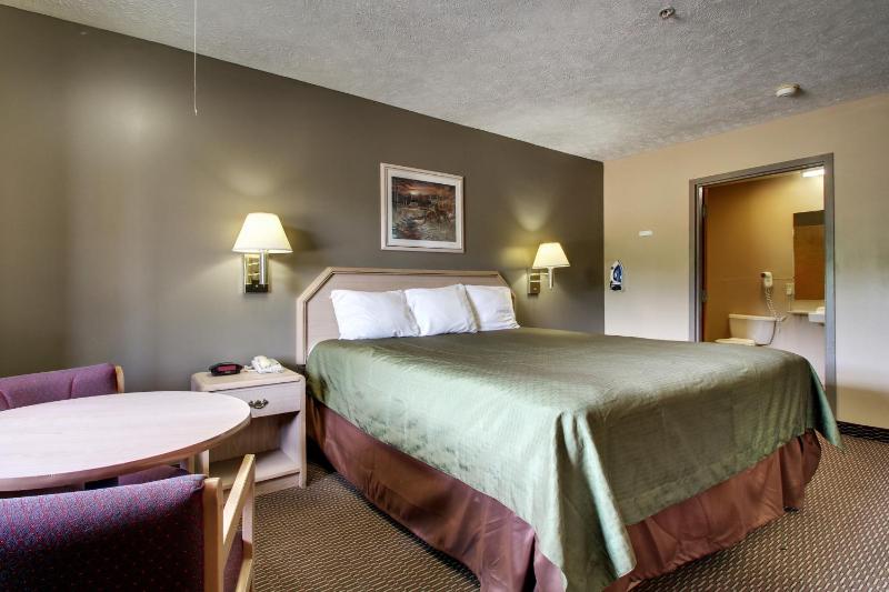 Single Room - Disability Access image 3