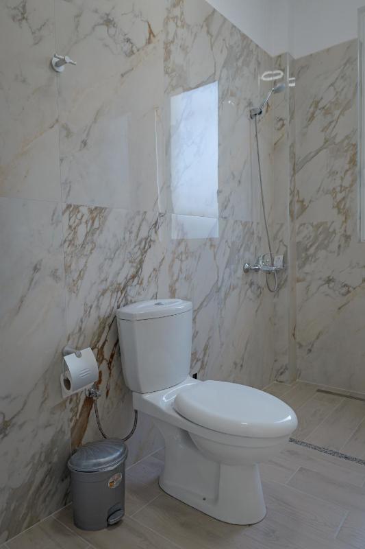 Hotel Veliaj - image 10