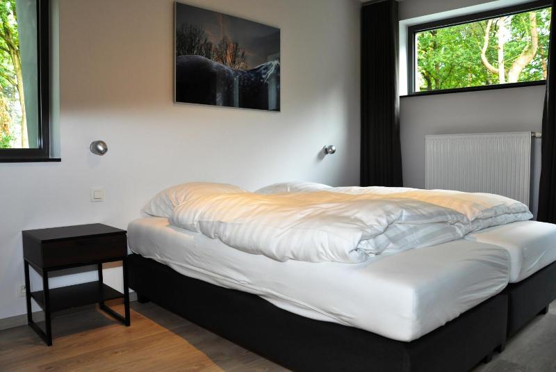 Holiday Home (12 Adults) image 2