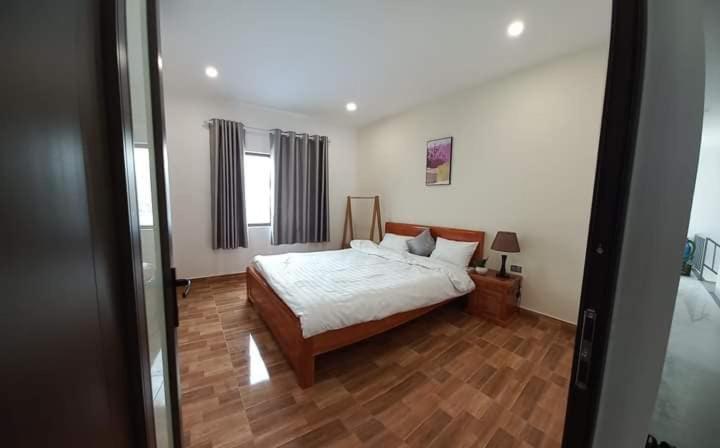 King Room image 1