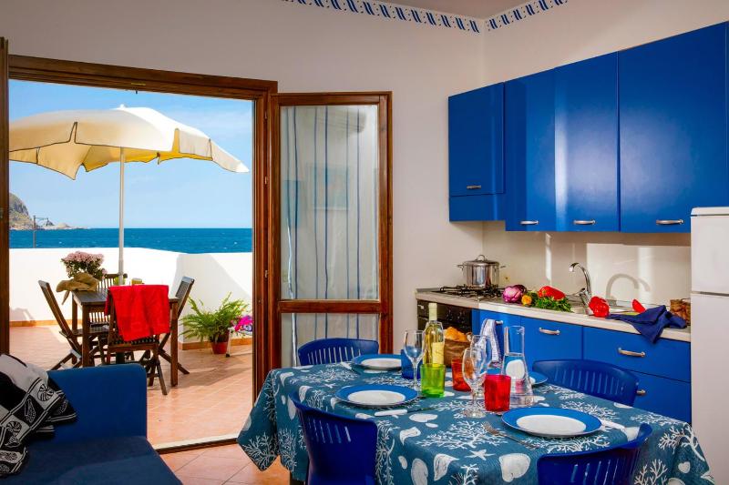 Apartment with Sea View image 2