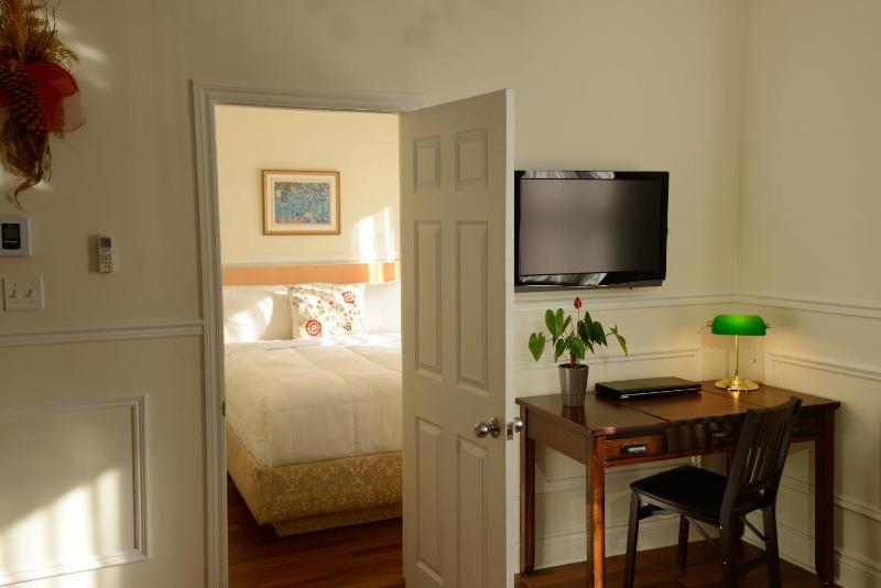 Parc Suites Hotel - image 6