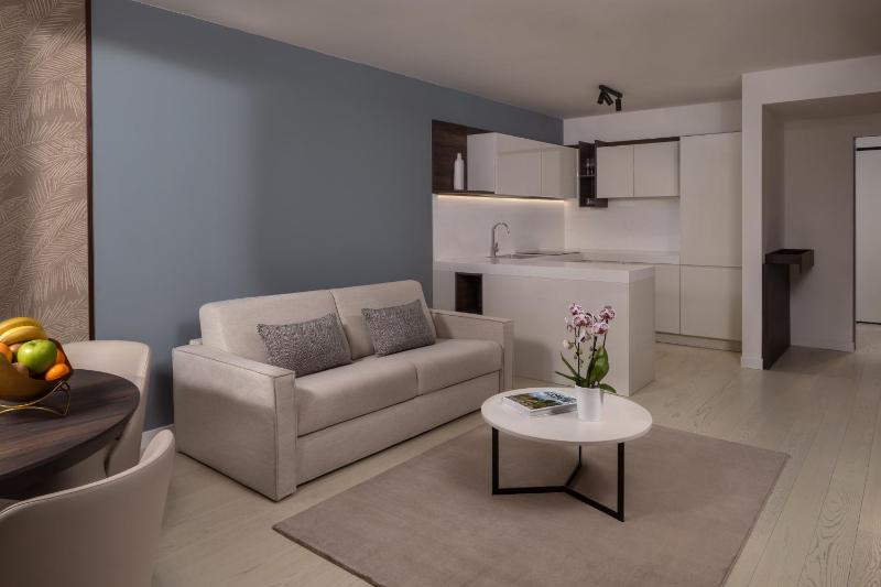 Apartment 1 bedroom with Marina View image 4