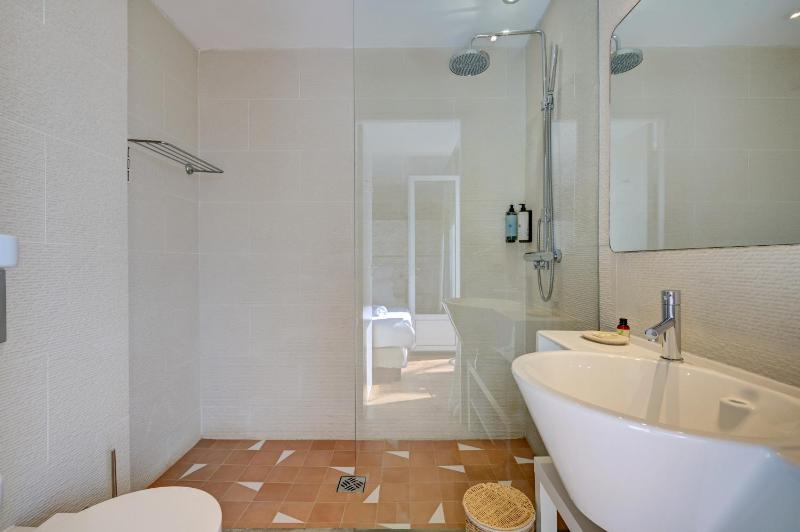 Premium Double Room with Sea View image 1