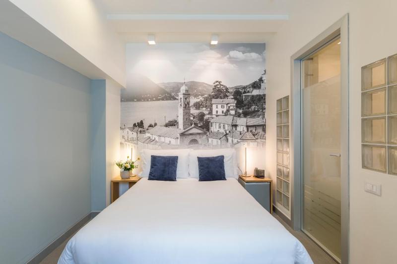 Standard Double Room image 1