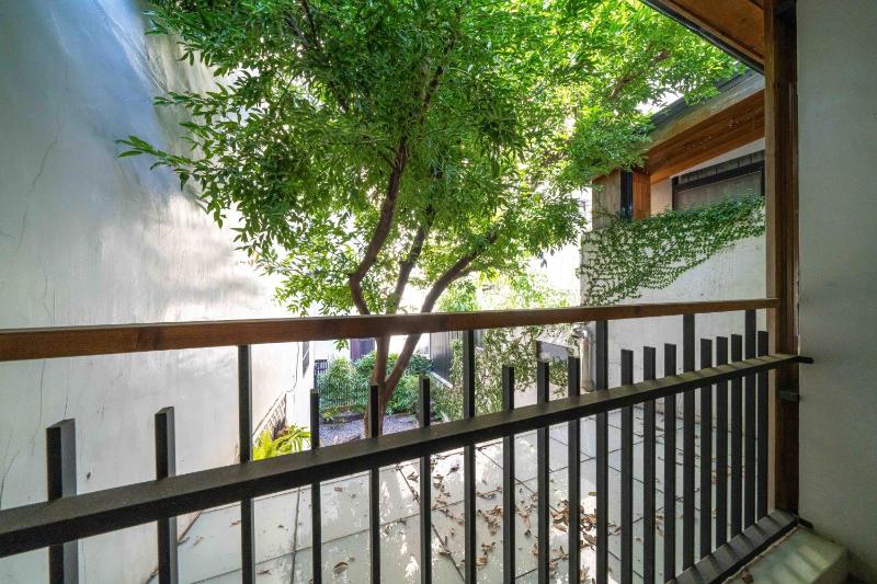 Tree House - image 10