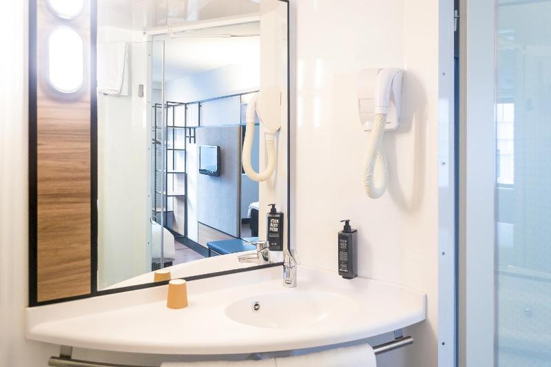 Comfort Double Room image 3