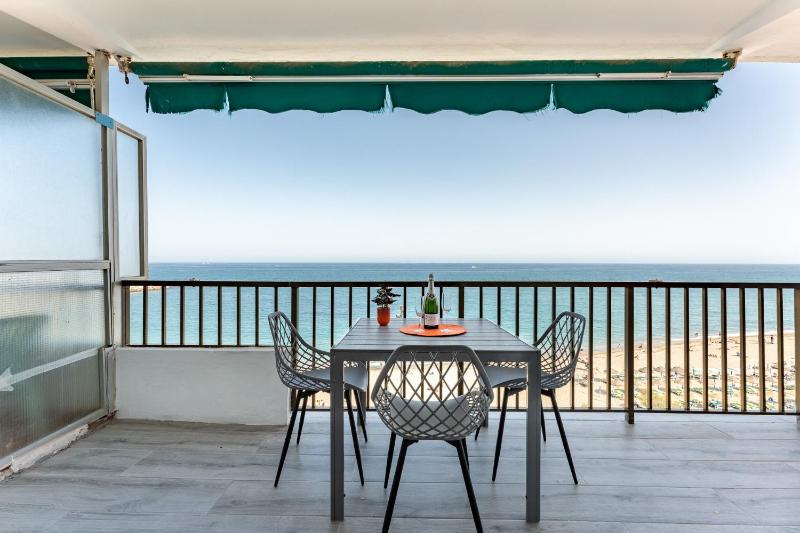 MalagaSuite Golden Views Fuengirola - image 10