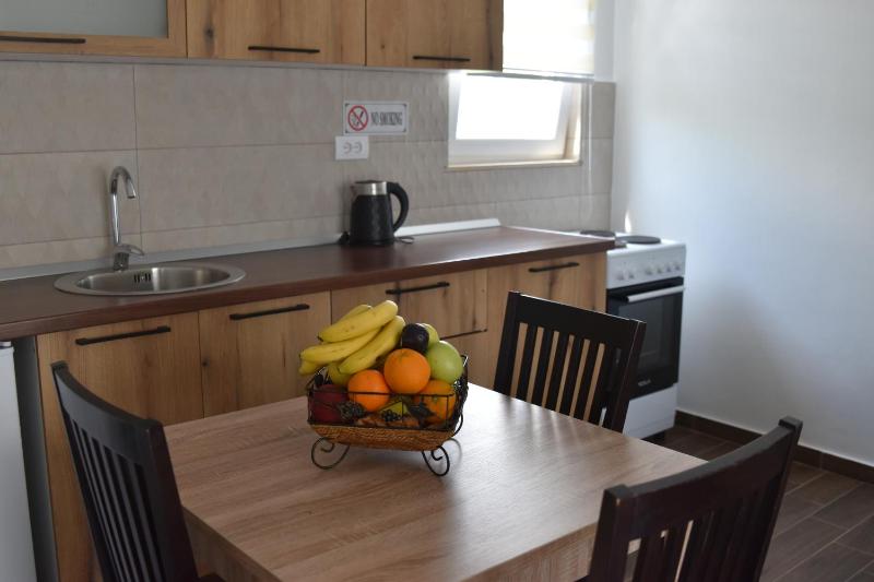 KenDar Family Apartments - image 6