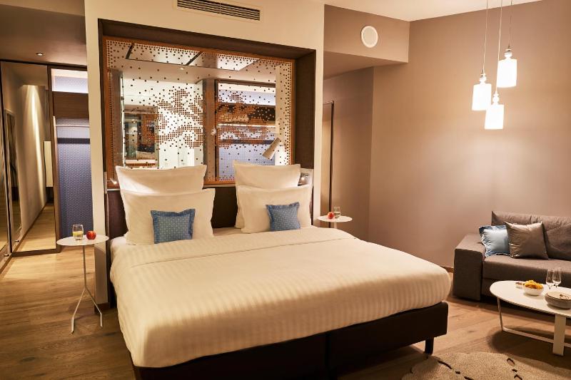 Junior Suite image 3