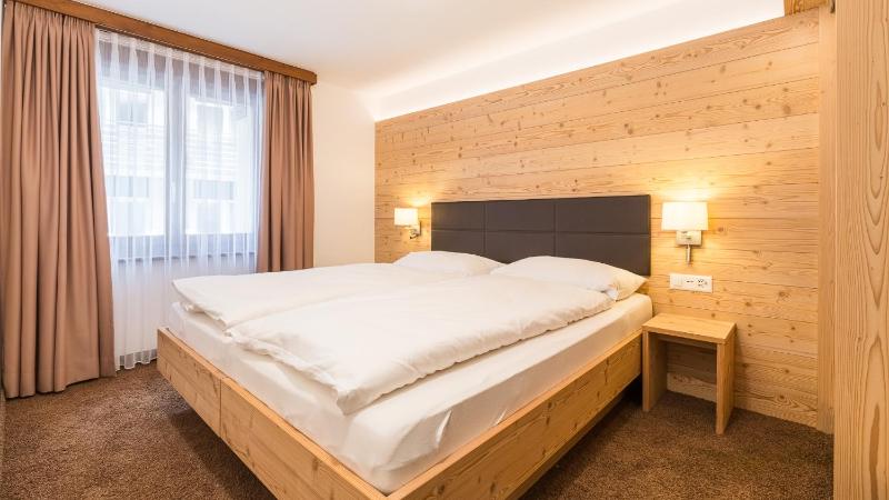 Three-Bedroom Apartment - Residence Bellevue image 2