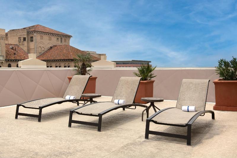 Homewood Suites By Hilton San Antonio-Riverwalk/Downtown - image 2