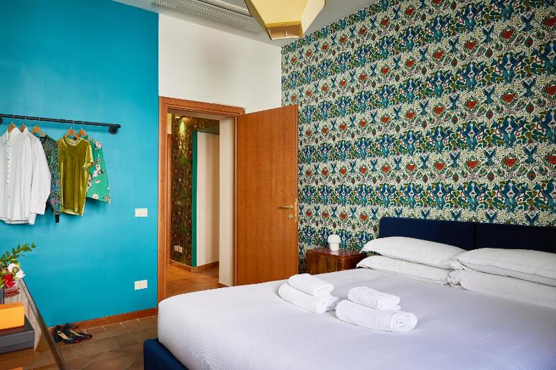 TrastevereHome - Elegant Apartment Near Navona Square - image 12
