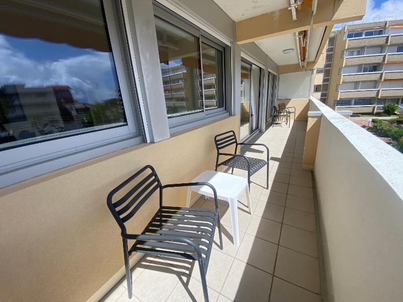Appartement T3 rénové face plage avec terrasse et parking sécurisé - Arcachon - image 10