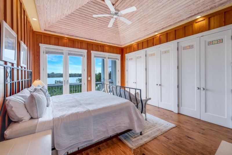 Roosevelt Cottage - image 13