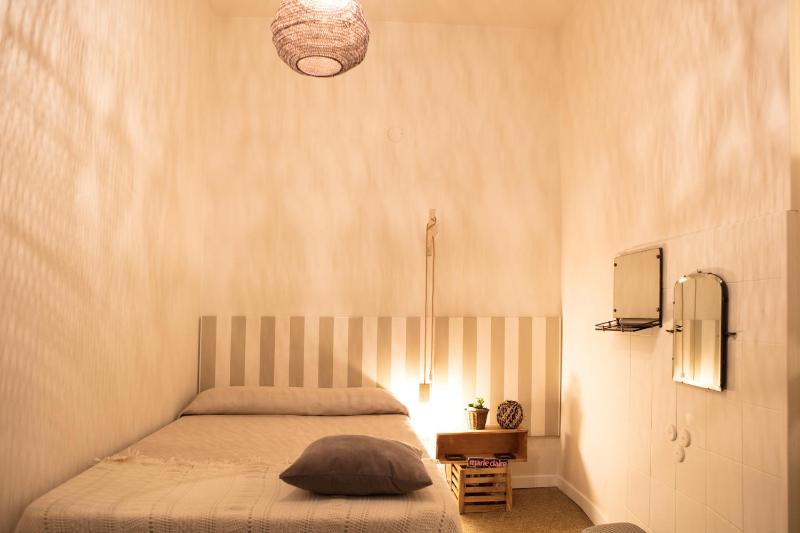 Single Room image 1