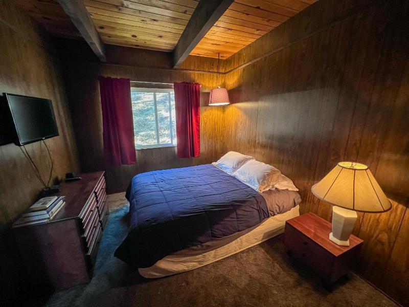 ITH Big Bear Lake Hostel & Retreat Center - image 32