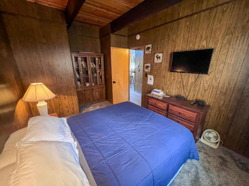 ITH Big Bear Lake Hostel & Retreat Center - image 9
