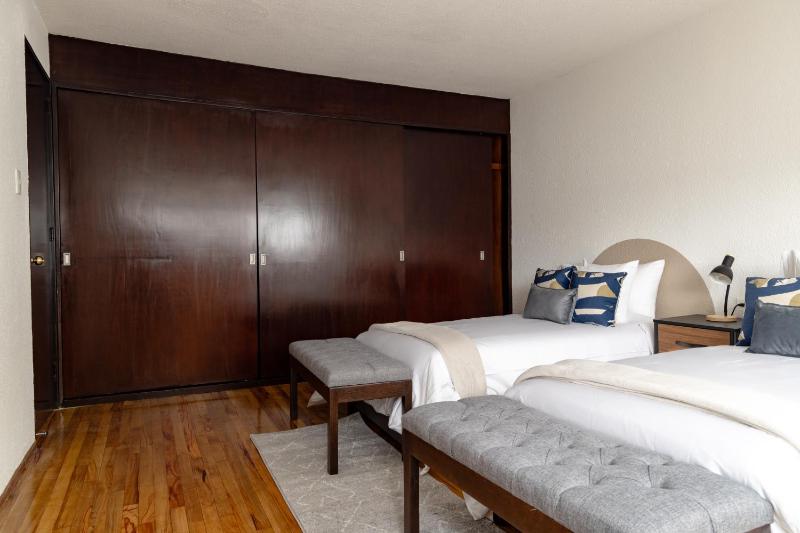 Lope 226 Polanco - image 33