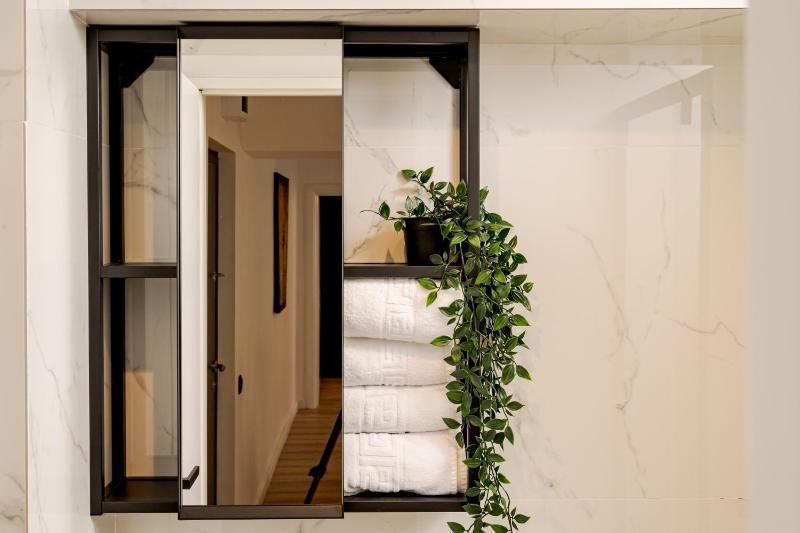 Old Town - Calea Victoriei - City Center - Jueto by MRG Apartments - image 9
