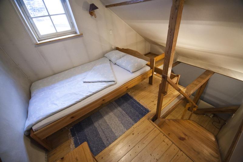 Large Twin Room image 2