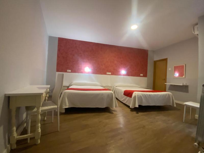 Quadruple Room image 1