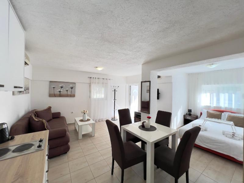 Apartments Pribilovic - image 9
