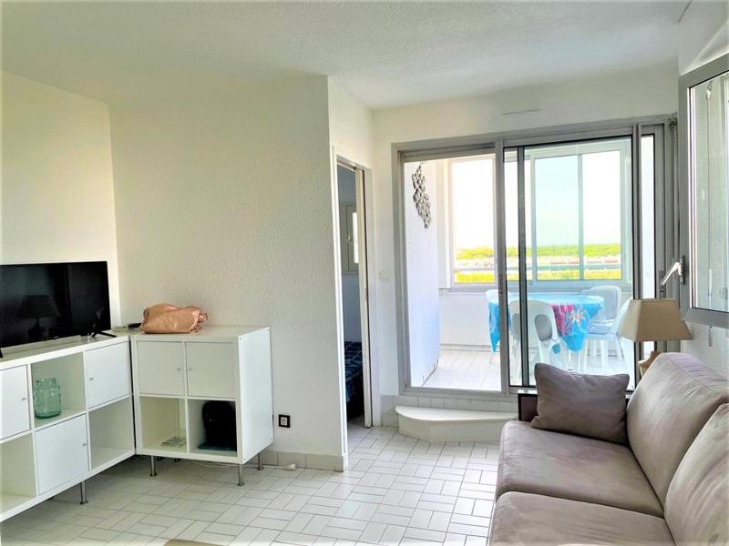 Appartement proche plage avec loggia terrasse et parking - FR-1-790-12 - image 8