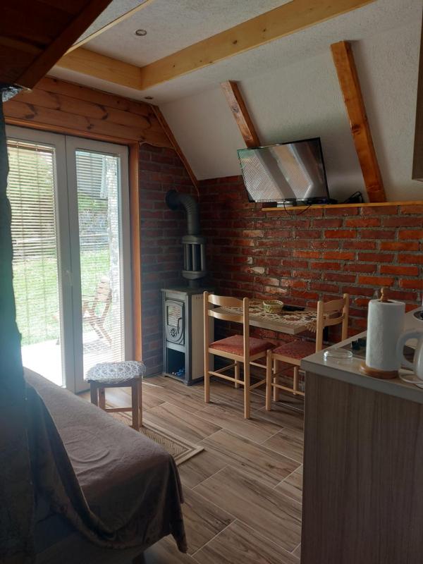 Bungalow (2 Adults) image 3