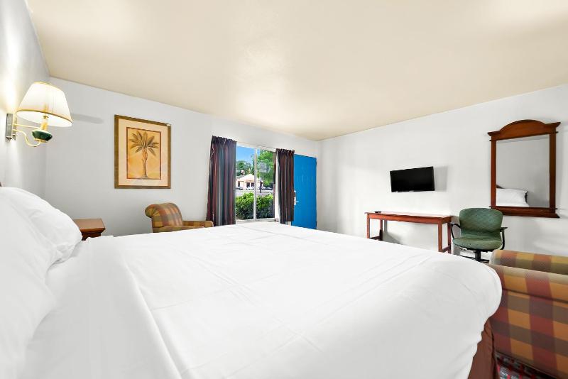 Single Room image 2